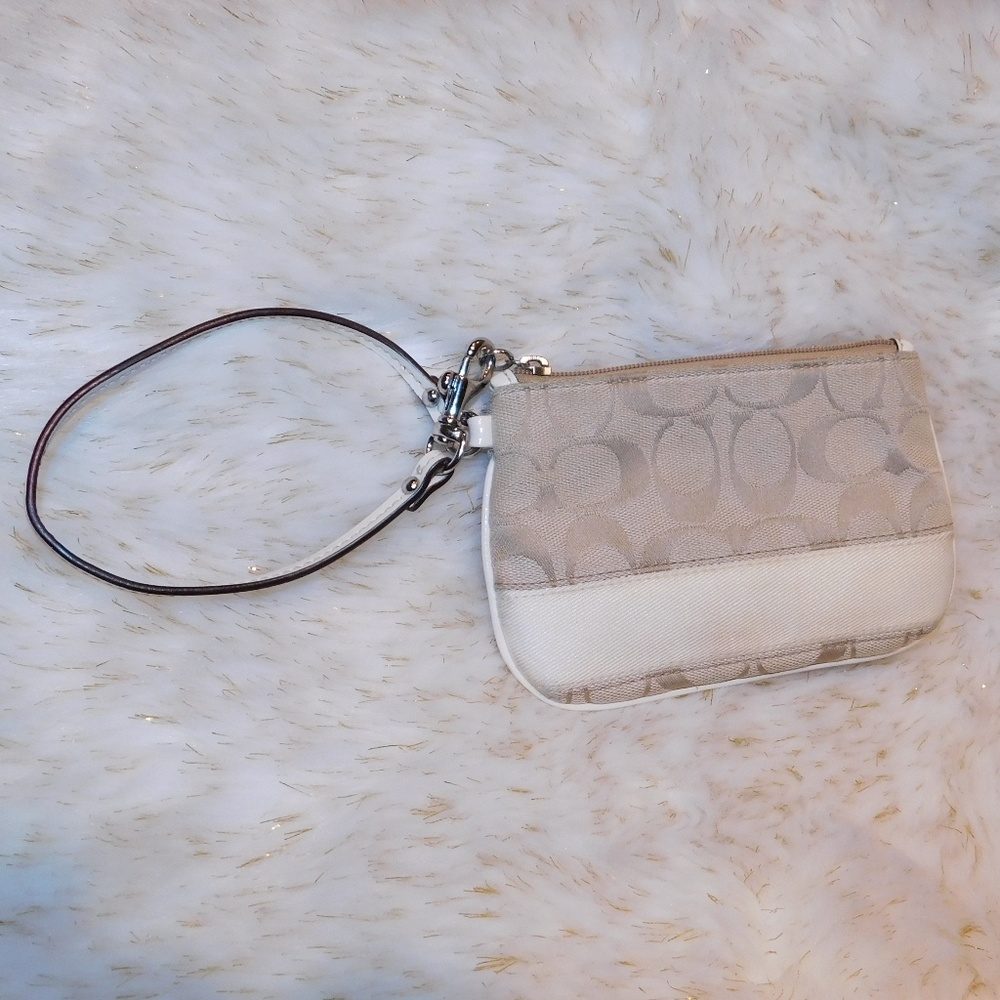 COACH Canvas Tan & White Signature Coach Wristlet - Picture 7 of 7